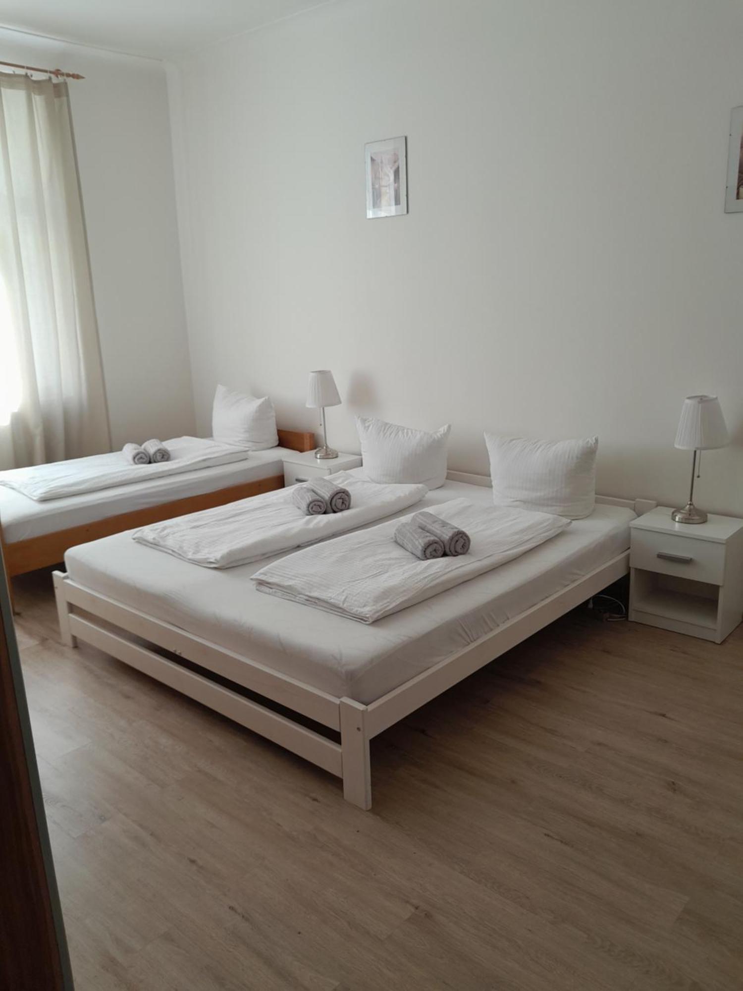 Lubert Apartmany S.R.O Прага Екстериор снимка