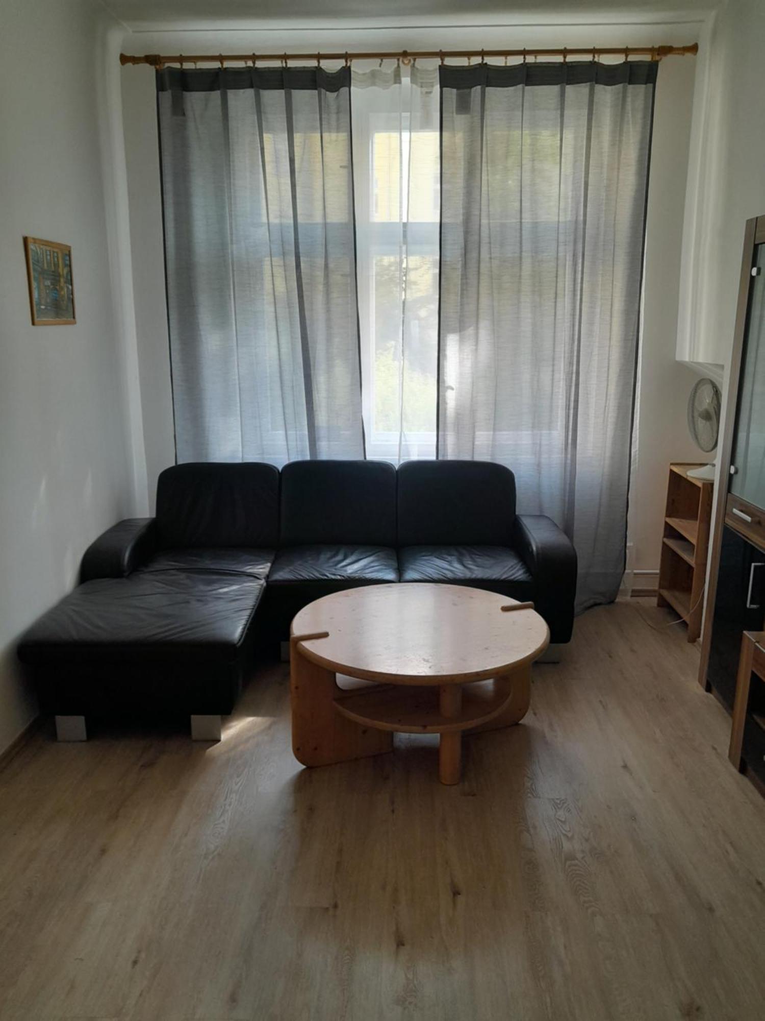 Lubert Apartmany S.R.O Прага Екстериор снимка